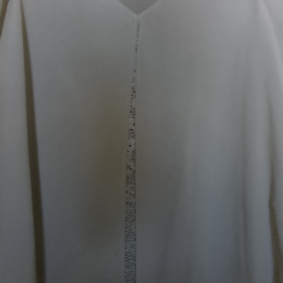 Size XS Unique Lace Feature and cold shoulder Black Blouse - Picture 2 of 4